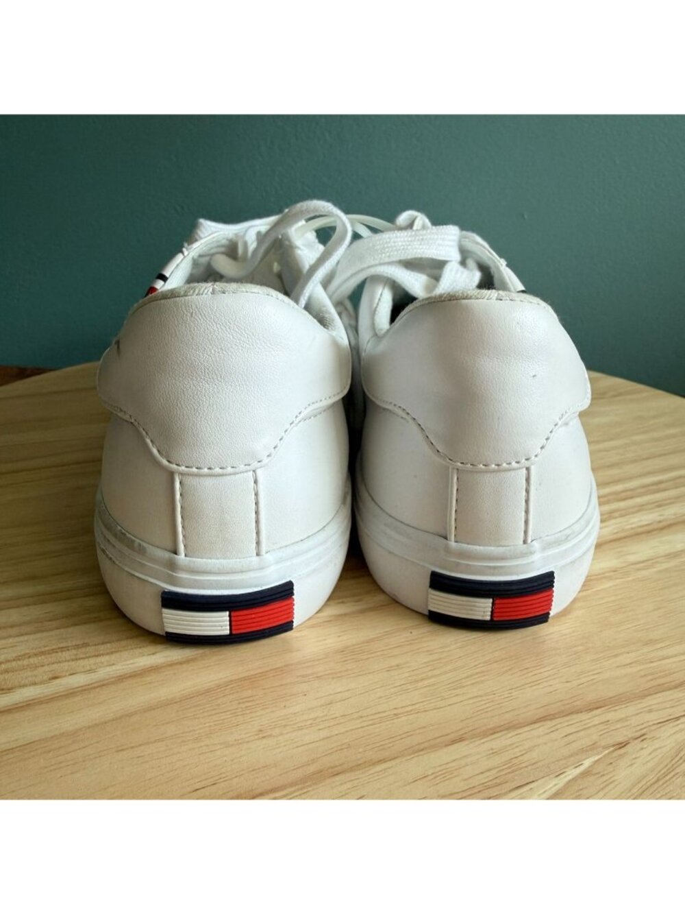 Tommy Hilfiger Womens Size 8 Tennis Sneakers Tsenia-Z White Red  Black Stripes - Picture 6 of 9